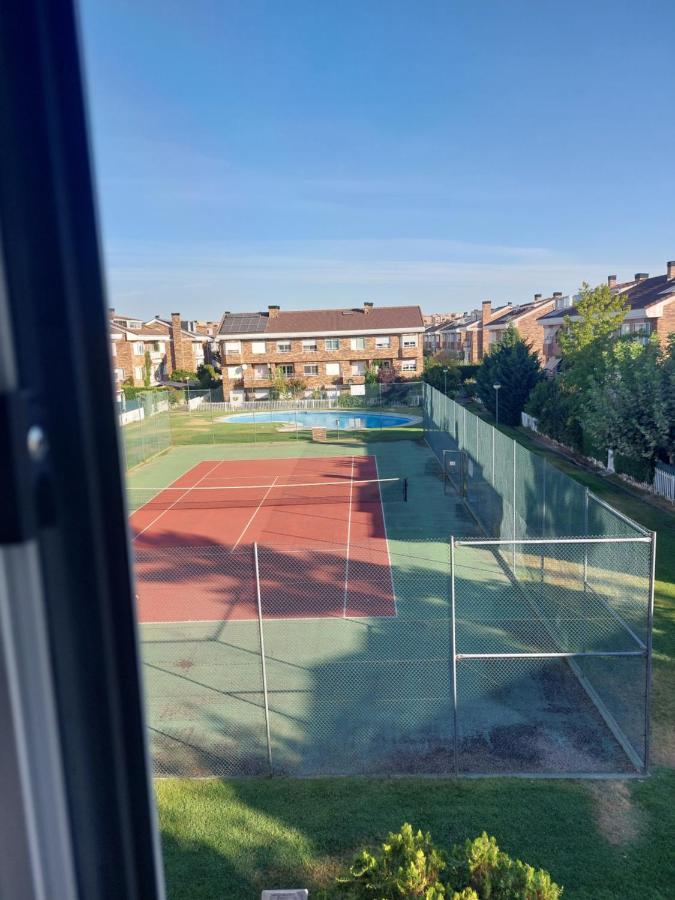Chalet Urbano En Salamanca Santa Marta de Tormes Dış mekan fotoğraf