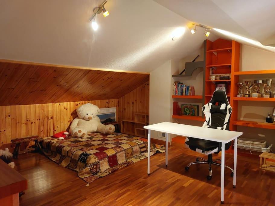 Chalet Urbano En Salamanca Santa Marta de Tormes Dış mekan fotoğraf