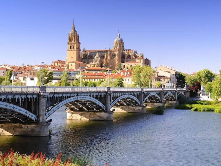 Chalet Urbano En Salamanca Santa Marta de Tormes Dış mekan fotoğraf